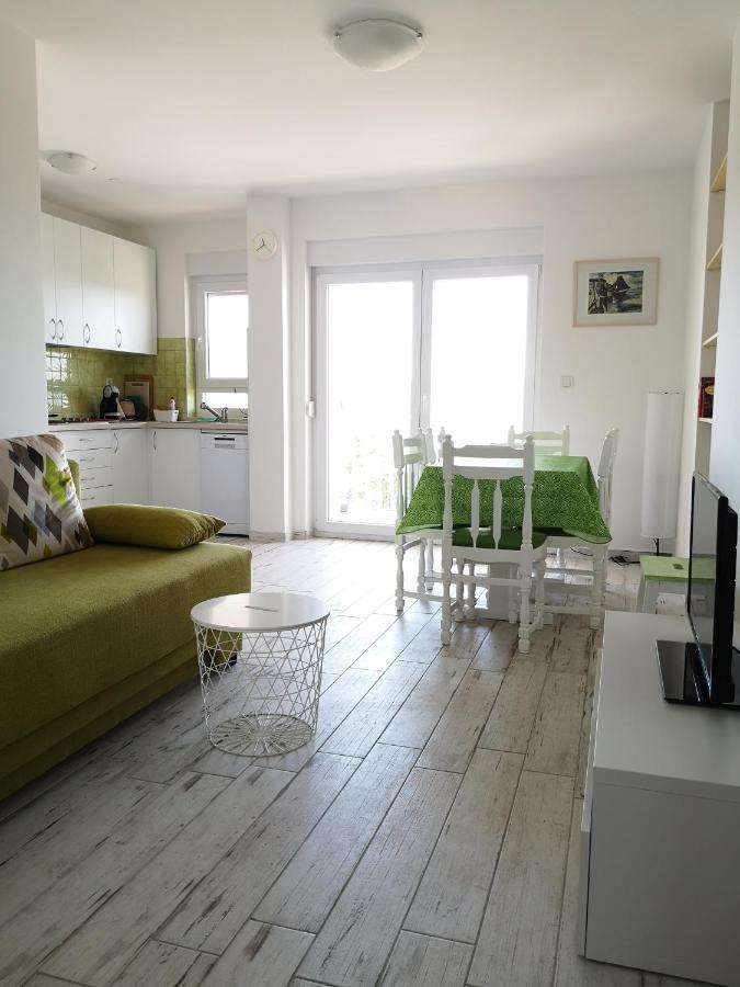 Apartmani Mentha & Lipa Novi Vinodolski Exteriér fotografie