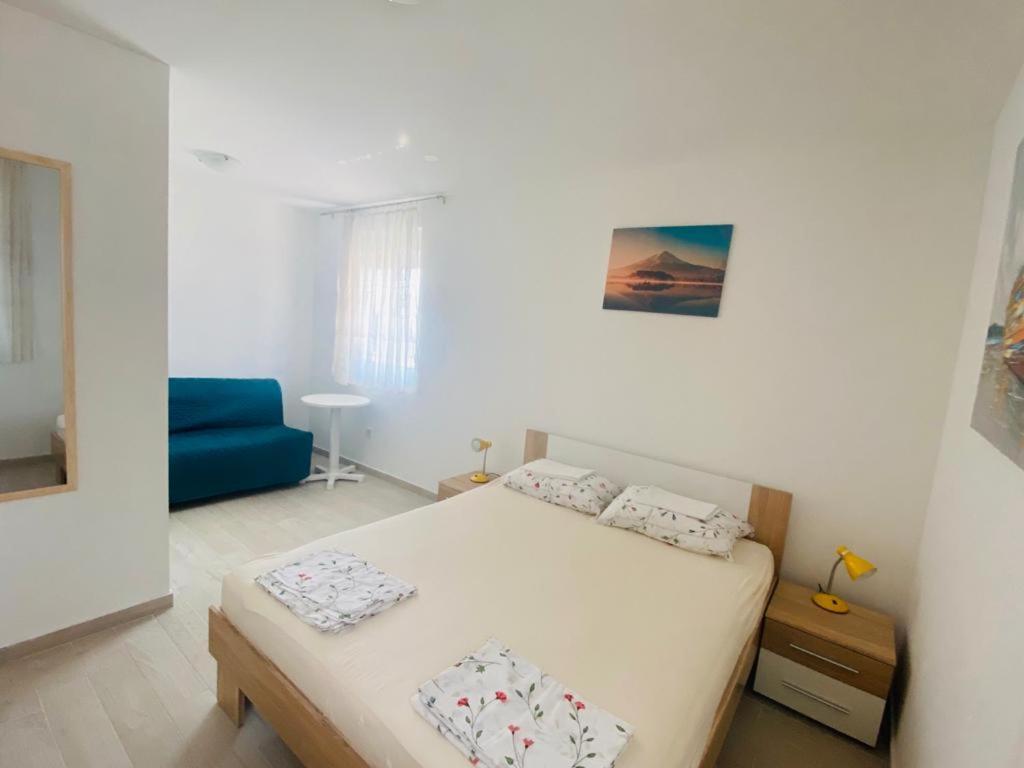 Apartmani Mentha & Lipa Novi Vinodolski Exteriér fotografie