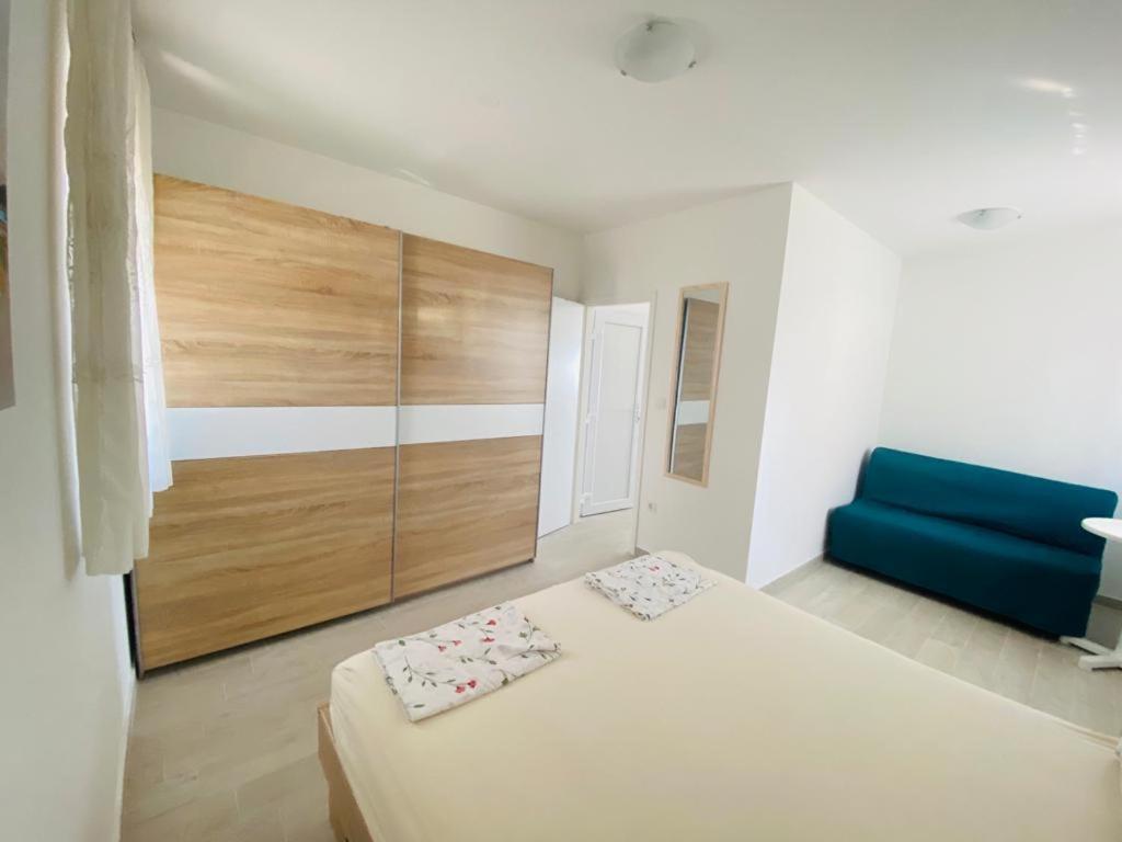 Apartmani Mentha & Lipa Novi Vinodolski Exteriér fotografie